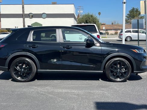 Certified 2023 Honda HR-V Sport image 7