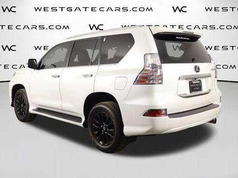 Used 2022 Lexus GX 460 Premium w/ Premium Package image 49