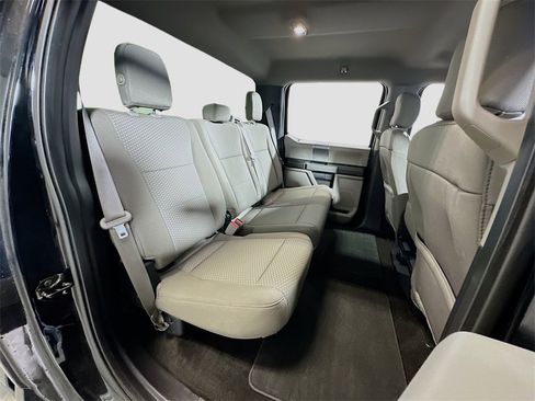 Used 2018 Ford F150 XLT w/ XTR Package image 27