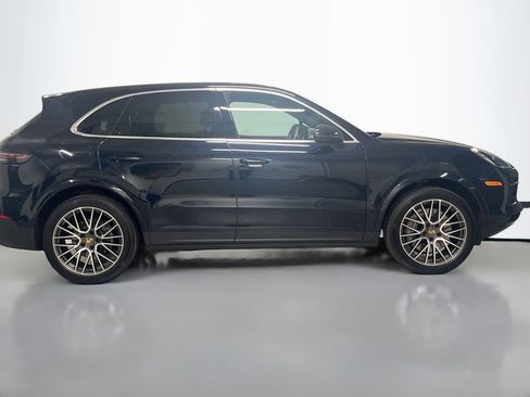 Certified 2021 Porsche Cayenne AWD/4WD image 8