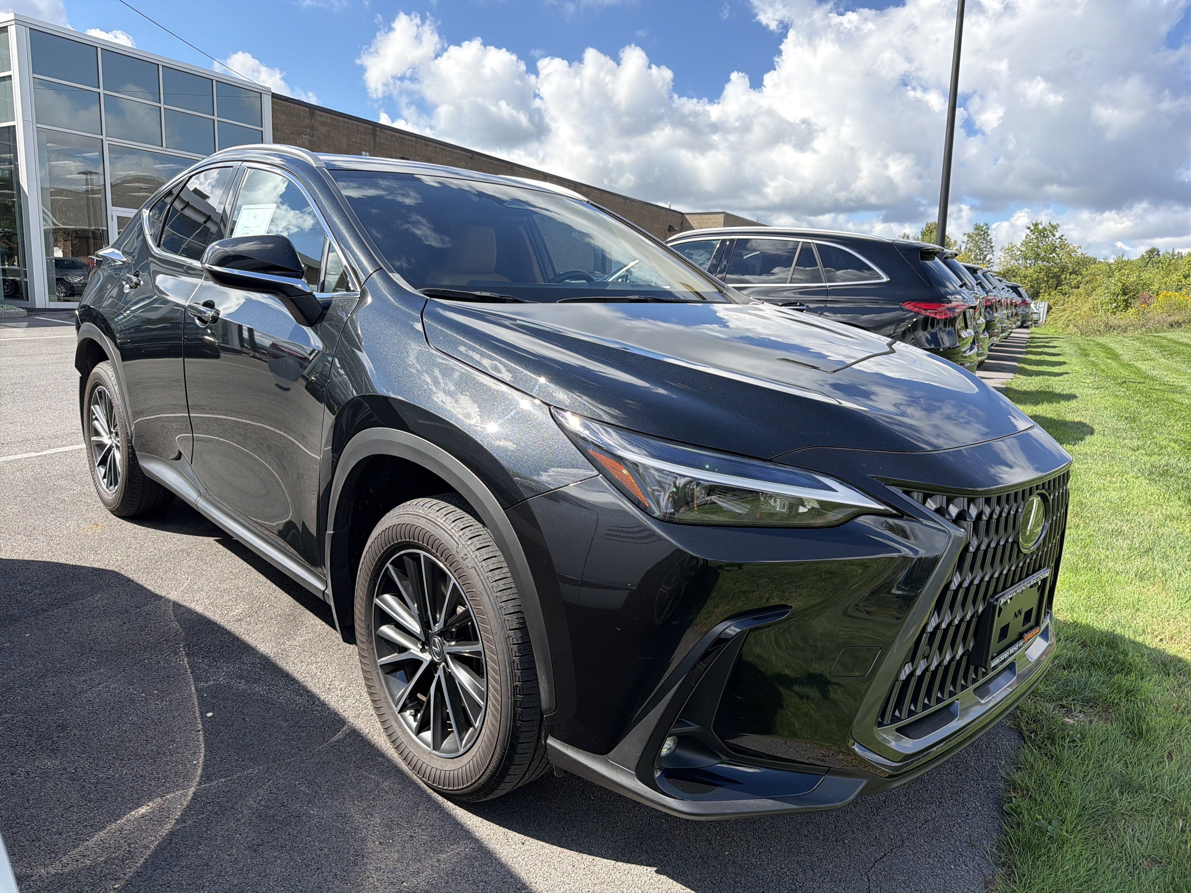 Used 2024 Lexus NX 350 AWD image 2