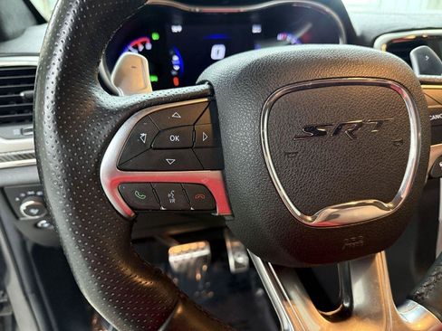 Used 2015 Jeep Grand Cherokee SRT AWD/4WD image 18