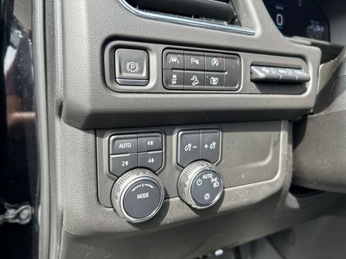 Used 2023 Chevrolet Tahoe High Country AWD/4WD image 24