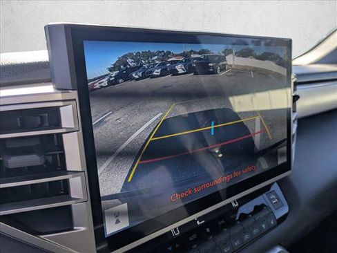 Used 2025 Toyota Tundra Limited image 11