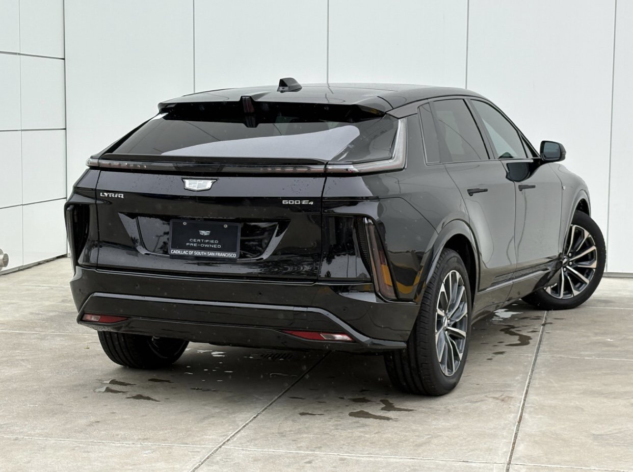 Certified 2024 Cadillac Lyriq Sport AWD/4WD image 7