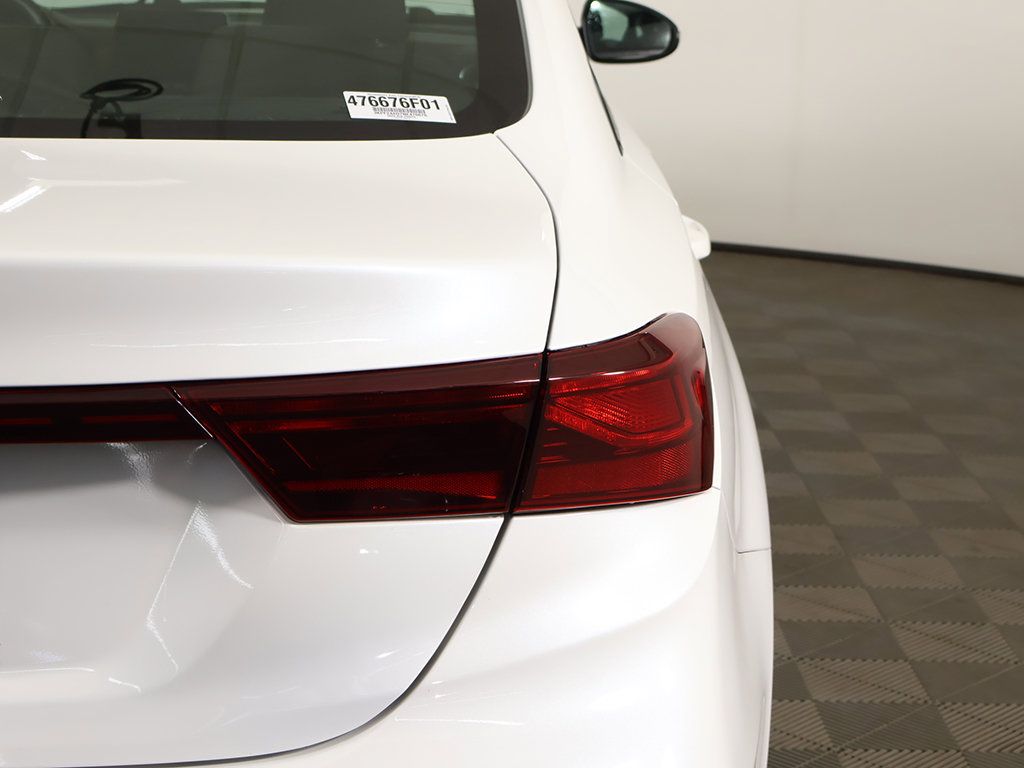 Used 2022 Kia Forte LXS w/ LXS Technology Package FWD image 18