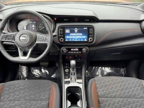 Certified 2024 Nissan Kicks SR image 12