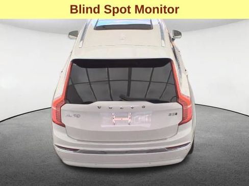 Used 2025 Volvo XC90 B5 Ultra w/ Protection Package Premier AWD/4WD image 7