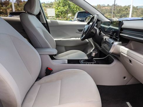 Used 2024 Hyundai Kona SEL FWD image 17