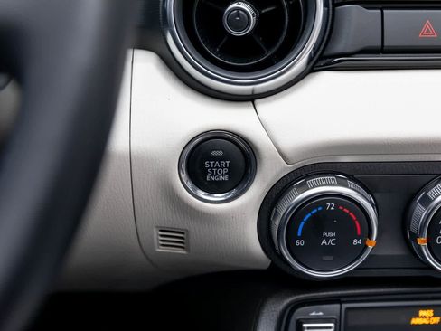 Used 2021 MAZDA MX-5 Miata RF Grand Touring w/ Weather Package image 36