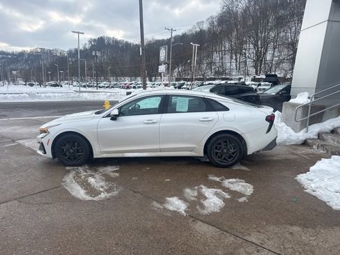 Used 2025 Kia K5 LXS image 4
