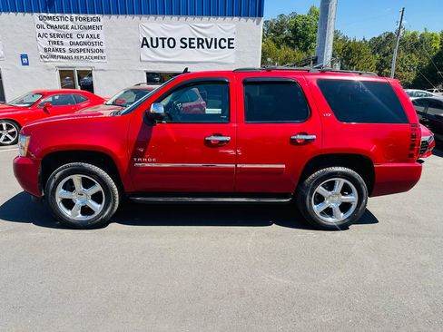 Used 2014 Chevrolet Tahoe LTZ image 2