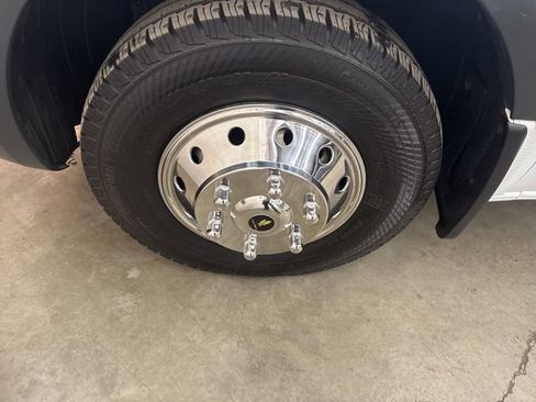 Used 2021 Mercedes-Benz Sprinter 3500 w/ Swivel Seat Package image 13