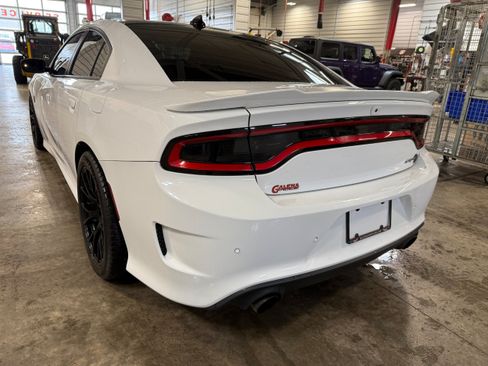 Used 2016 Dodge Charger SRT Hellcat w/ Harman/Kardon Audio Group RWD image 22