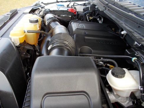 Used 2019 Ford Expedition Platinum image 27