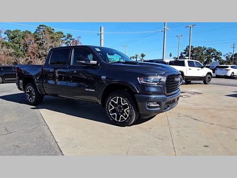 New 2026 RAM 1500 Laramie w/ Sport Appearance Package AWD/4WD image 34