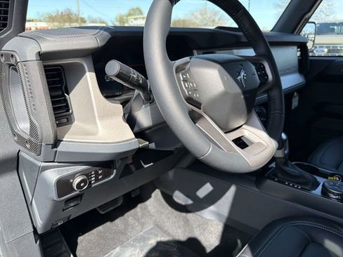New 2026 Ford Bronco Outer Banks AWD/4WD image 13