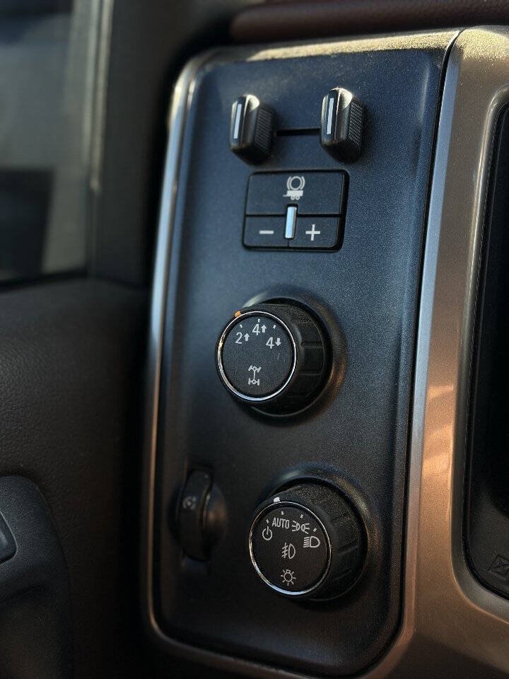 Used 2016 Chevrolet Silverado 3500 High Country w/ Duramax Plus Package AWD/4WD image 20