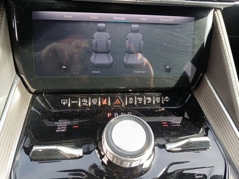 Used 2024 Jeep Grand Wagoneer L Series II w/ Quick Order Packagew 28T image 48