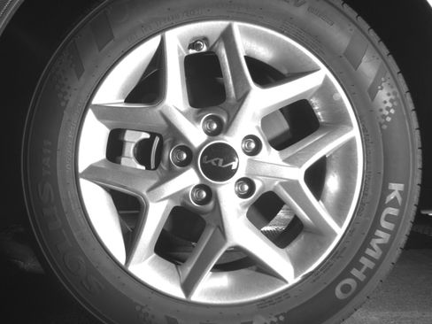 Used 2025 Kia Soul LX w/ LX Technology Package image 12