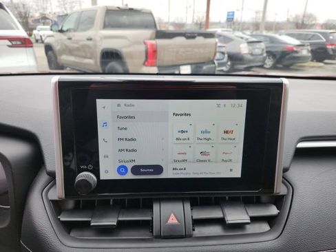 Used 2024 Toyota RAV4 LE image 17