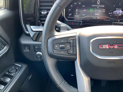 Used 2024 GMC Sierra 1500 SLT w/ SLT Premium Plus Package AWD/4WD image 19
