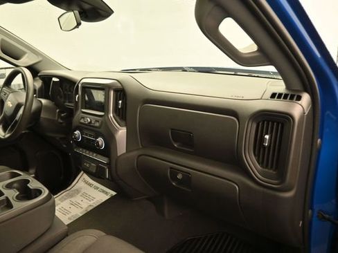 Used 2022 Chevrolet Silverado 1500 Custom w/ LPO, Dark Essentials Package AWD/4WD image 8