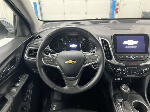 Used 2021 Chevrolet Equinox Premier FWD image 11