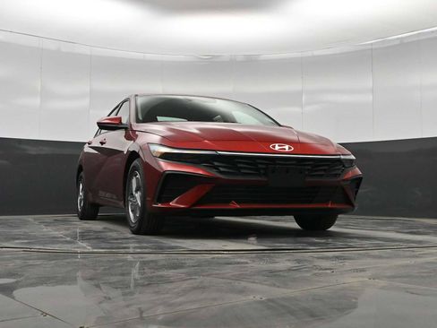 New 2026 Hyundai Elantra SE image 29