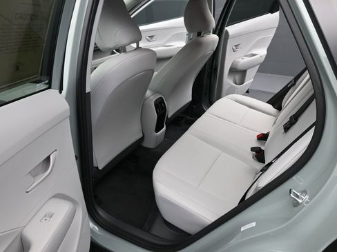 Certified 2024 Hyundai Kona SEL image 15