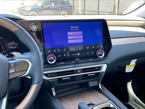 New 2026 Lexus RX 350 AWD image 9