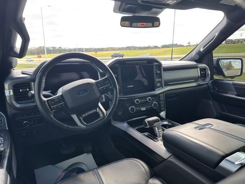 Used 2024 Ford F150 Platinum w/ FX4 Off-Road Package image 17