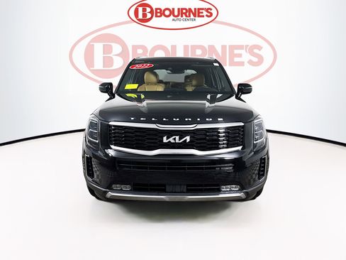 Used 2022 Kia Telluride SX w/ Towing Package image 7