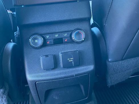 Used 2015 Ford Explorer Limited w/ Equipment Group 302A FWD image 16