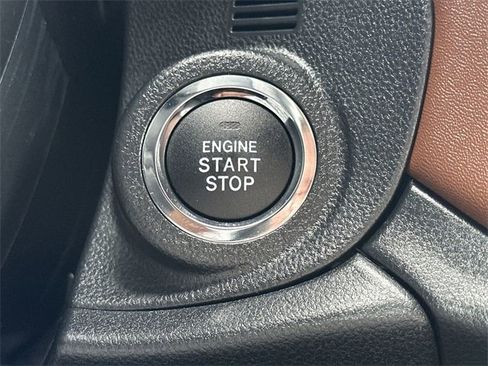 Certified 2025 Subaru Outback Touring XT w/ Popular Package #2 image 18