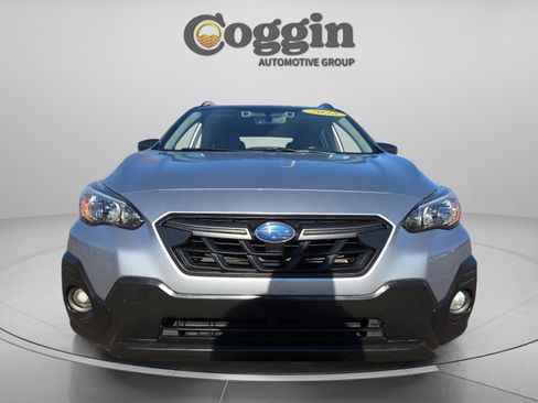 Used 2022 Subaru Crosstrek 2.5i Sport w/ Moonroof Package image 9