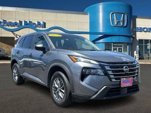 Used 2024 Nissan Rogue S AWD/4WD image 1