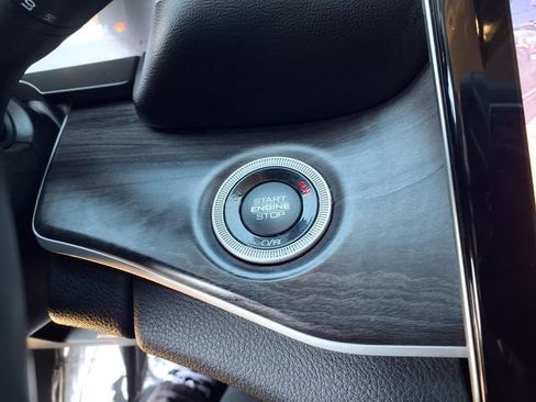 Used 2021 Jeep Grand Cherokee L Limited RWD image 16
