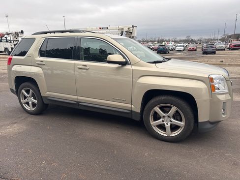 Used 2012 GMC Terrain SLE w/ Convenience Package image 2