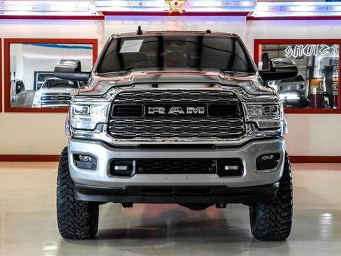 Used 2021 RAM 2500 Limited AWD/4WD image 9