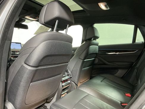 Used 2019 BMW X6 sDrive35i w/ M Sport Package image 25