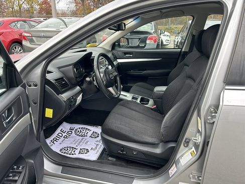 Used 2011 Subaru Legacy 2.5i Premium image 8