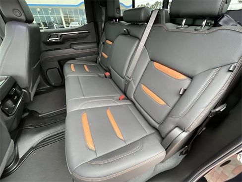 Used 2025 GMC Sierra 1500 AT4 w/ AT4 Premium Package image 15
