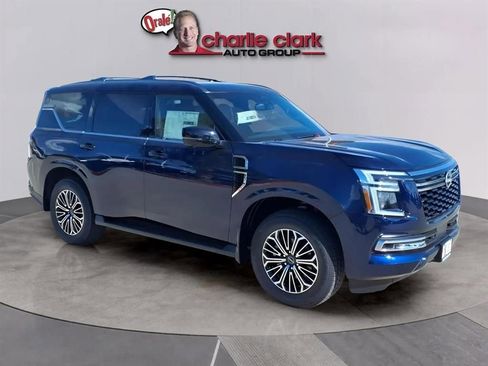 New 2026 Nissan Armada SL w/ Captain's Chari Seat Package image 7