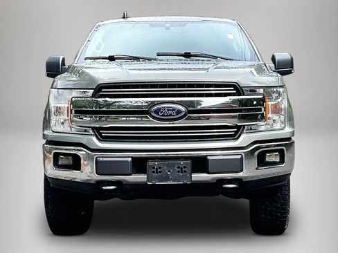 Used 2020 Ford F150 XLT w/ Equipment Group 302A Luxury AWD/4WD image 3