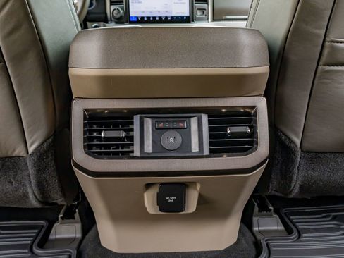 Used 2026 Ford F450 Platinum w/ Platinum Plus Package image 33