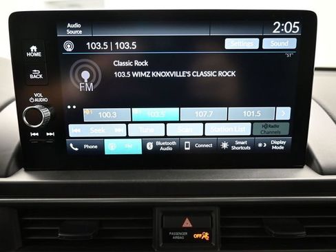 Used 2025 Honda Pilot EX-L image 15