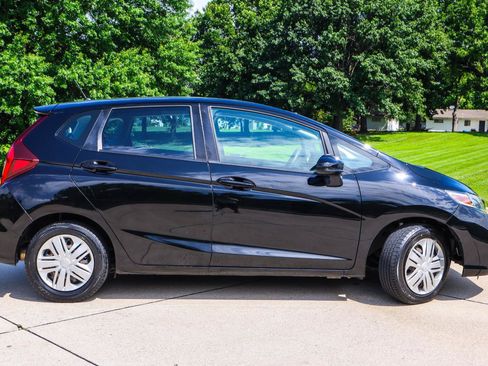 Used 2019 Honda Fit LX image 5