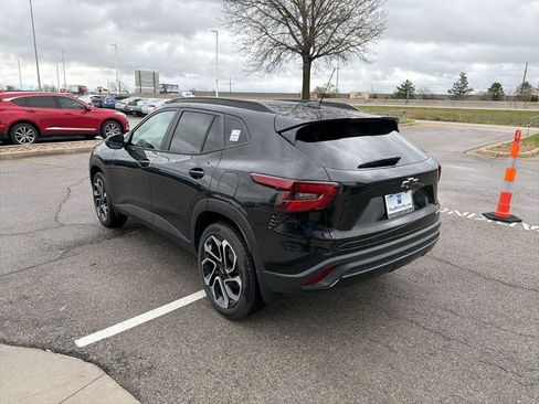 New 2026 Chevrolet Trax RS FWD image 5