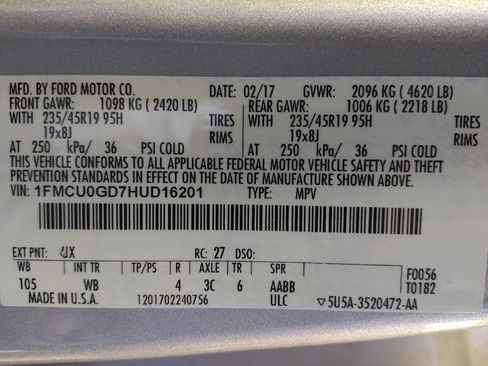 Used 2017 Ford Escape SE w/ SE Sport Appearance Package image 33